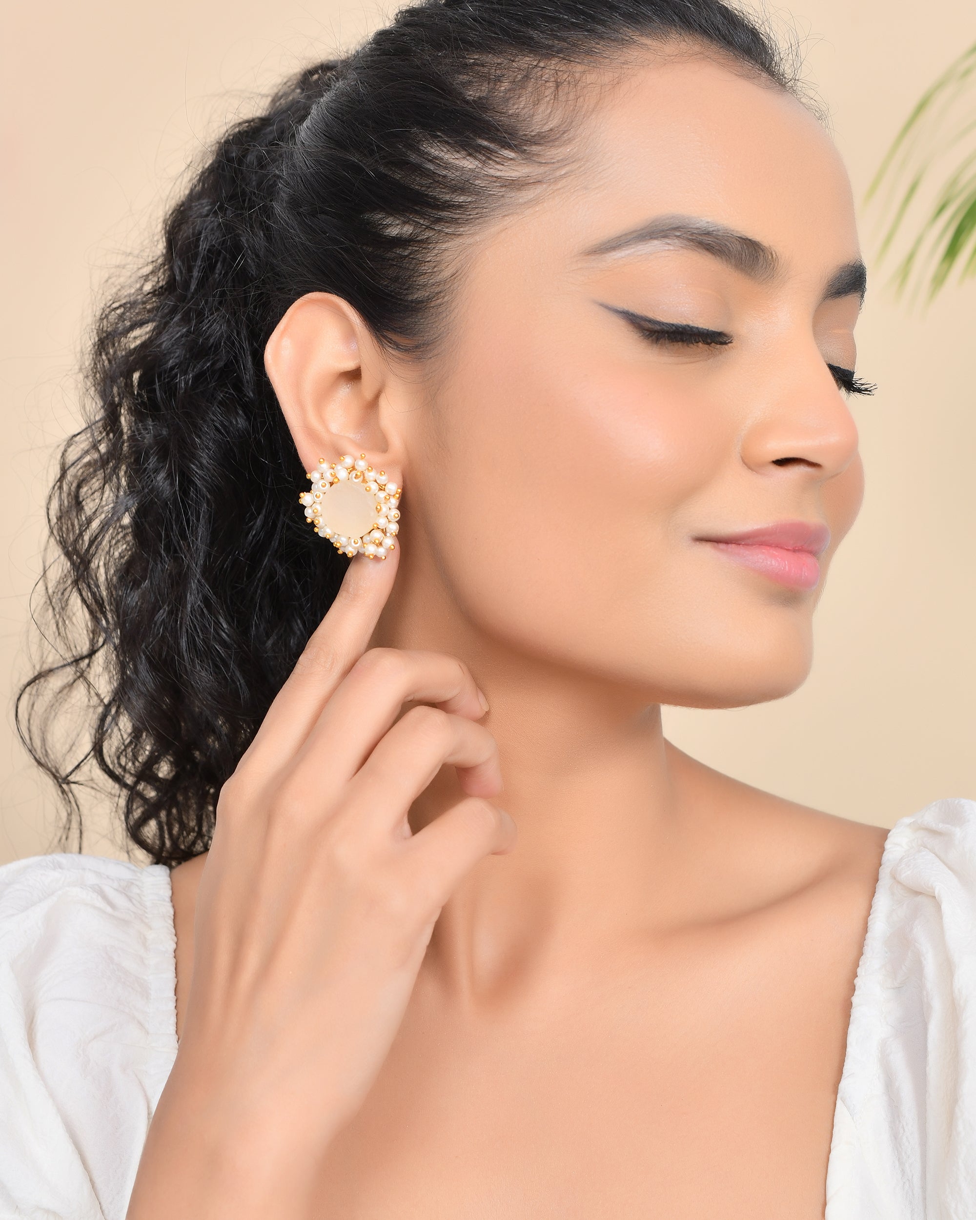 WHITE AMETHYST ROUGH EARRINGS